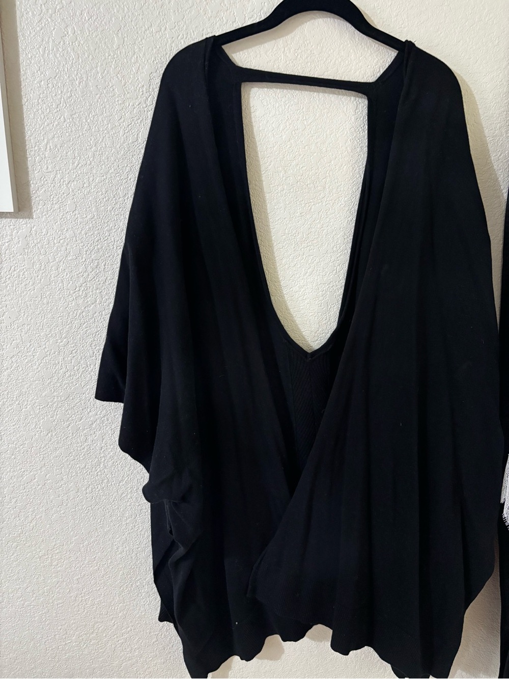 Black Open-Back Women's Cardigan Wrap, Lululemon